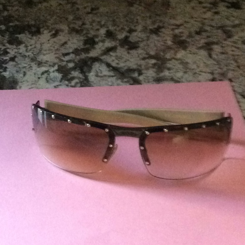 COPY - Gucci sunglasses